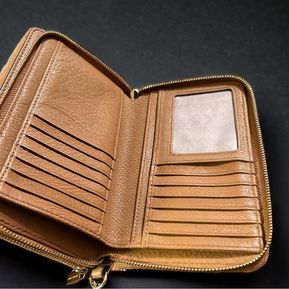 Michael Kors Two Compartment  Leather Wallet - Picture 4 of 7